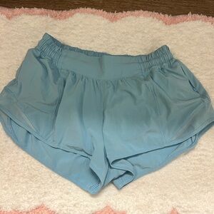 Cool Blue Lululemon hotty hot shorts size 6